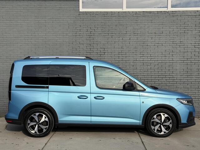 Ford TOURNEO CONNECT 1.5 EB | 7-PERSOONS | PANO | BOVAG!