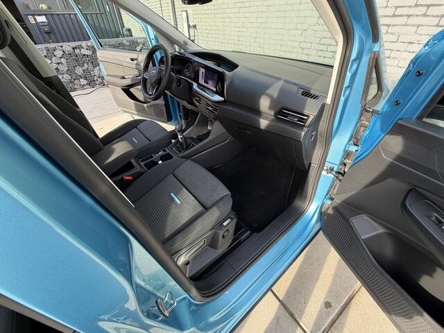 Ford TOURNEO CONNECT 1.5 EB | 7-PERSOONS | PANO | BOVAG!