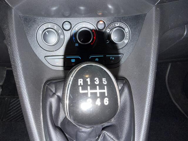 Ford TOURNEO CONNECT Compact 1.0 Titanium