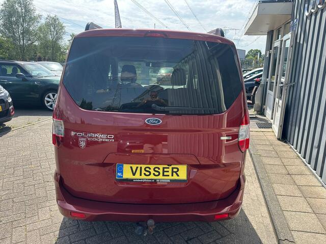 Ford TOURNEO COURIER 1.0 Titanium