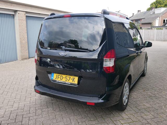Ford TOURNEO COURIER 1.0 T Edition
