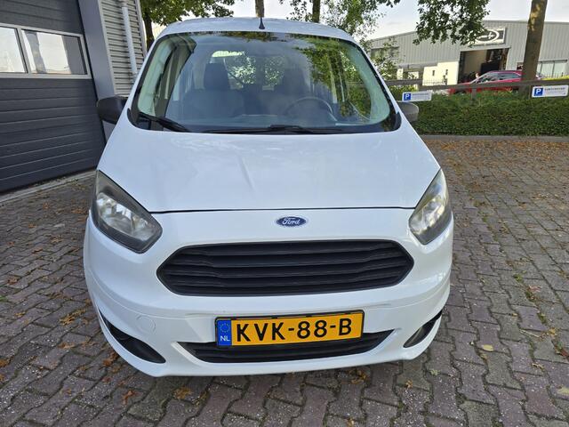Ford TOURNEO COURIER – foto 4