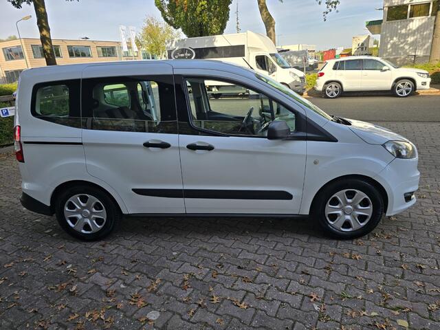 Ford TOURNEO COURIER – foto 6