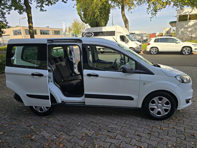 Ford TOURNEO COURIER – foto 7