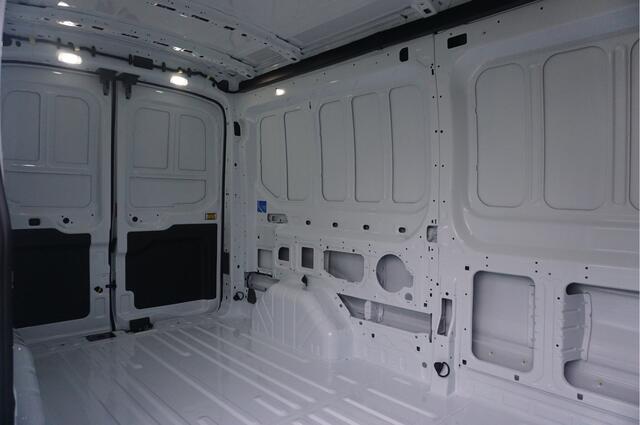 Ford TRANSIT 350L 130PK L3H2 Airco, Cruise, Camera, 270Gr Deur!! NR. 132