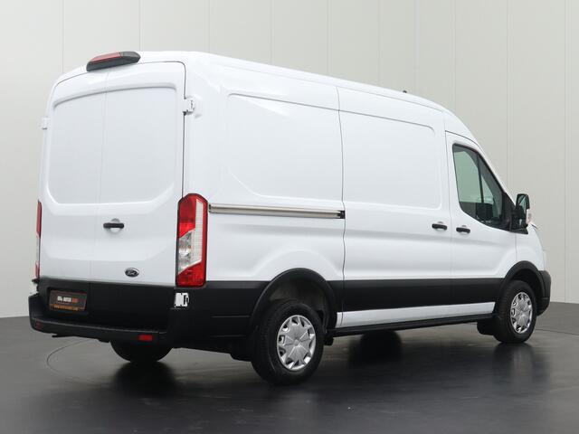 Ford TRANSIT 2.0TDCI 130PK L2H2 | Airco | Cruise | 3-Persoons | Betimmering