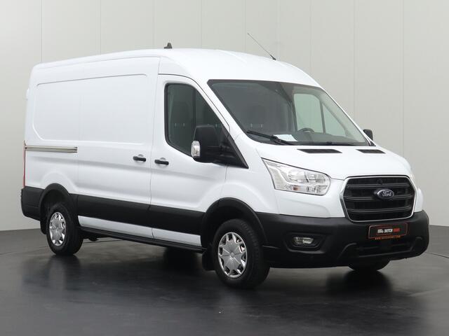 Ford TRANSIT 2.0TDCI 130PK L2H2 | Airco | Cruise | 3-Persoons | Betimmering