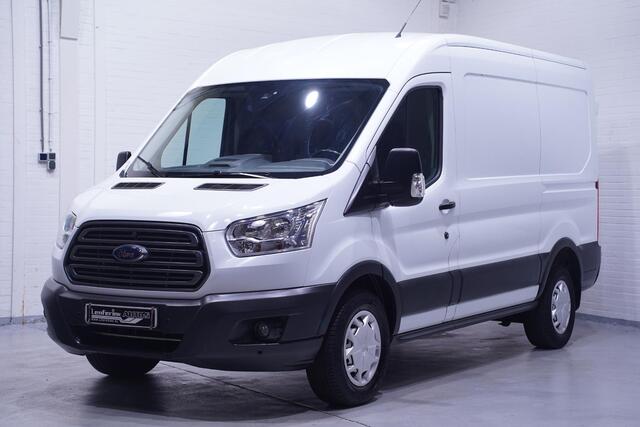 Ford TRANSIT 2.0 TDCI 130 pk Automaat L2H2 Trend Navi, Camera NAP, Laadruimte Pakket, PDC V+A, 3-Zits