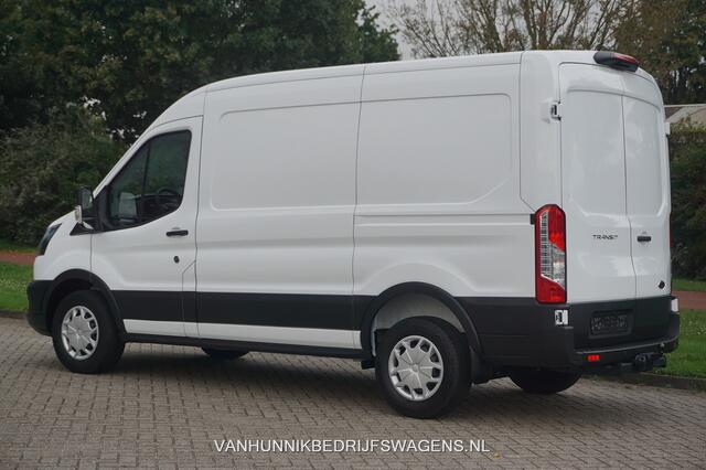 Ford TRANSIT 350M 130PK L2H2 BPM VRIJ!! Airco, Navi, Camera, Trekhaak!! NR. B03*