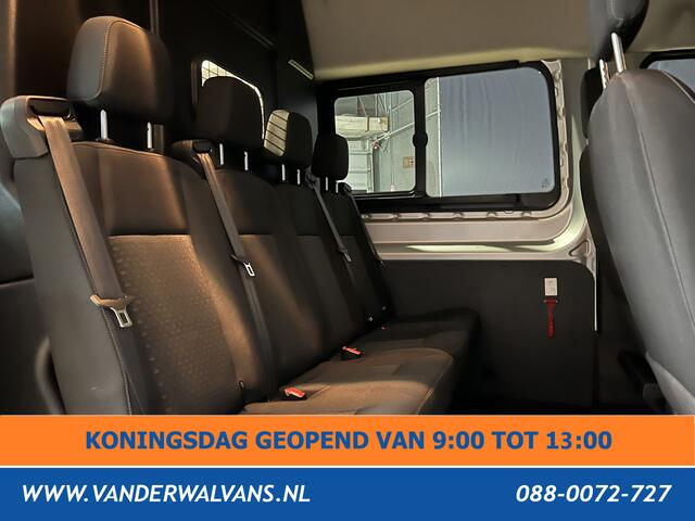 Ford TRANSIT 2.0 TDCI 131pk L3H2 Dubbele Cabine Euro6 Airco | 6-Zits | LED | 2500kg Trekhaak Cruisecontrol, Verwarmde voorruit, Parkeersensoren