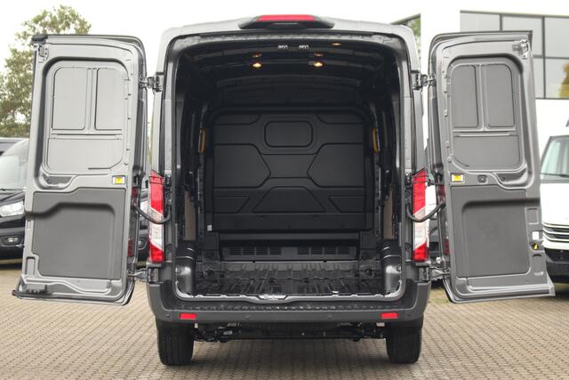 Ford TRANSIT 350 2.0TDCI 165pk L2H2 Trend | Automaat | 2800kg trekgewicht | L+R Zijdeur | Carplay/Android | Camera | Cruise | Sync 4 13" | Lease 753,- p/m