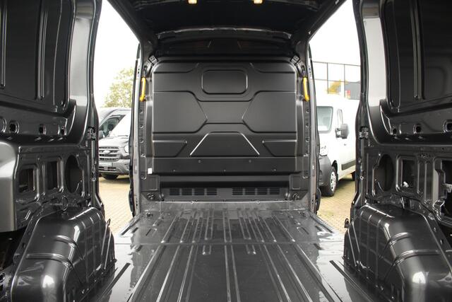 Ford TRANSIT 350 2.0TDCI 165pk L2H2 Trend | Automaat | 2800kg trekgewicht | L+R Zijdeur | Carplay/Android | Camera | Cruise | Sync 4 13" | Lease 753,- p/m