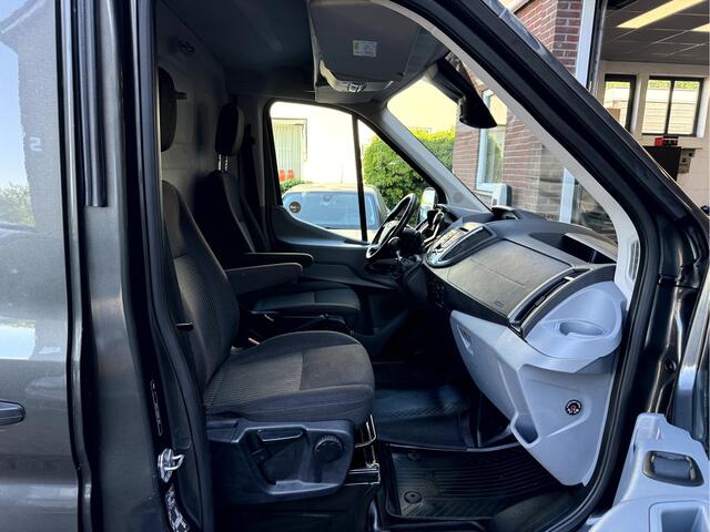 Ford TRANSIT 350 2.0 TDCI 130pk L2 H2 Trend Trekhaak, Pdc V+A, Cruise Cntrll