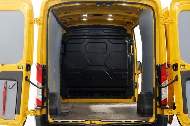 Ford TRANSIT 350 2.0 TDCI 130pk E6 L3H2 Trend Airco/Trekhaak 2800kg 03-2018