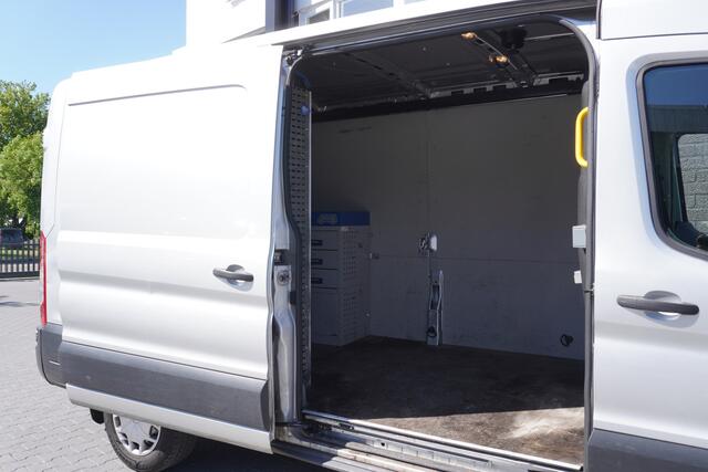Ford TRANSIT 2.0 TDCI 130PK L3H2 EURO 6 - Airco - Navi - Cruise - ¤ 16.900,- Excl.