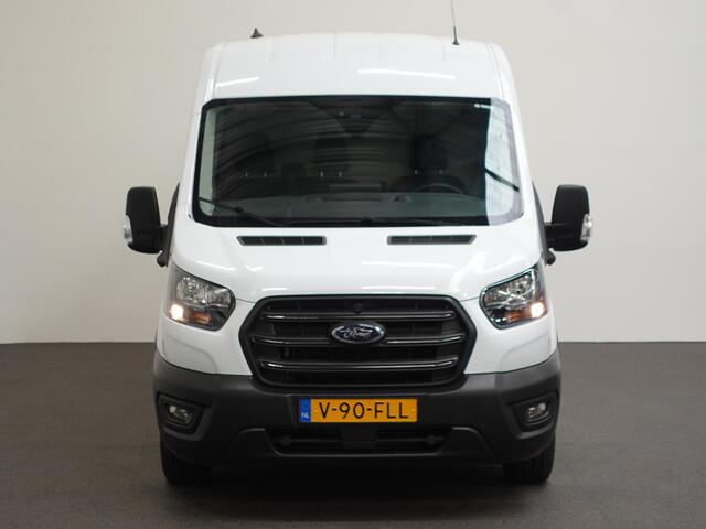 Ford TRANSIT 105pk 2.0 L2H2 Trend Airco Trekhaak Navi Cruise Airco Navi Trekhaak Cruise Control