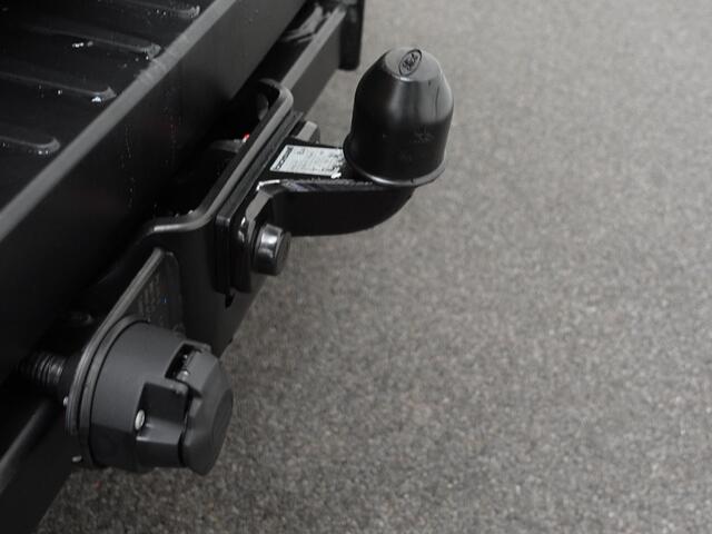 Ford TRANSIT 290 2.0 TDCI L2H2 Trend Airco Bluetooth Camera Cruise Control Navi Trekhaak