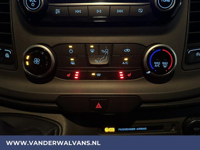 Ford TRANSIT 2.0 TDCI 131pk L3H2 Euro6 Airco | Camera | Navigatie | Apple Carplay | Android Auto Cruisecontrol, Parkeersensoren, Elektrisch verstelbare bestuurdersstoel, Verwarmde voorruit, Stoelverwarming, Bijrijdersbank