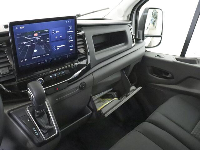 Ford TRANSIT 130pk L2H2 Trend Automaat Airco Navigatie Cruise Control Trekhaak Camera 360 Parkeersensoren Carplay