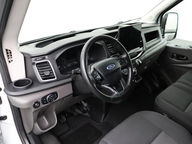 Ford TRANSIT 2.0TDCI 130PK L3H2 | Imperiaal | Trekhaak | Navigatie | Camera | Airco | Cruise | 3-Persoons