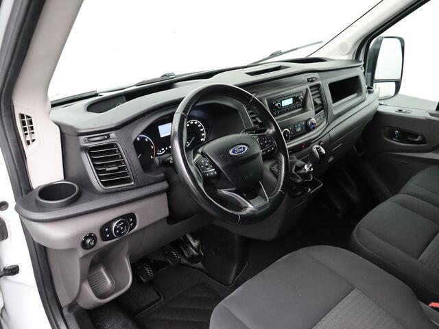 Ford TRANSIT 2.0TDCI 130PK L3H2 | Airco | Cruise | 3-~Persoons | Betimmering