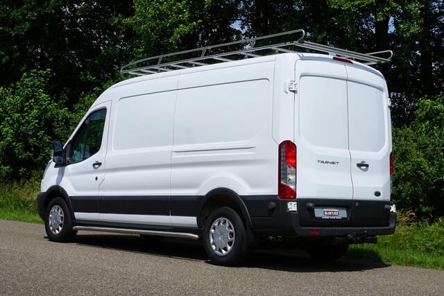 Ford TRANSIT 350 2.0 TDCI L3H2 Trend 3500 KG |131 pk |Camera |Cruise |Trekhaak |Parkeersensoren |Imperiaal |Sidebars |Bluetooth |Verwarmde voorruit |Airco |In Keurige staat