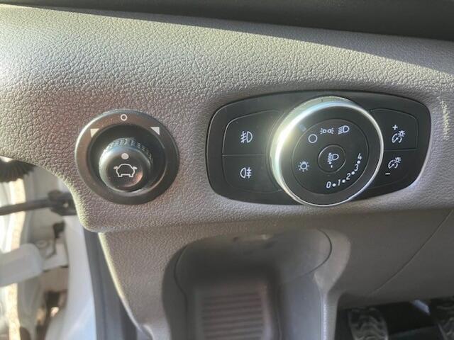 Ford TRANSIT Open laadbak met 29600 KM !!!