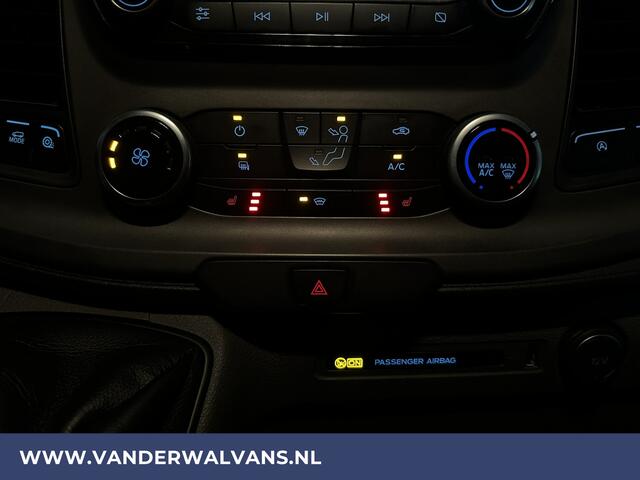 Ford TRANSIT 2.0 TDCI 131pk L3H3 Euro6 Airco | Camera | Apple Carplay | Cruisecontrol | Verwarmde voorruit Parkeersensoren, Android Auto, Stoelverwarming, Bijrijdersbank