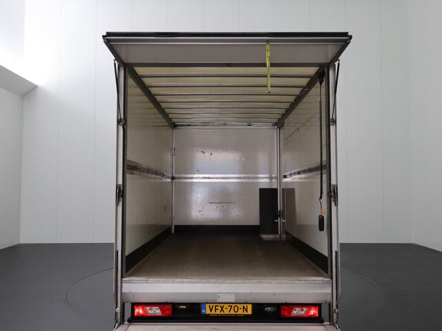 Ford TRANSIT 2.0TDCI 130PK Bakwagen+Laadklep | Airco | Cruise | Camera
