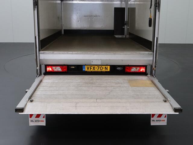 Ford TRANSIT 2.0TDCI 130PK Bakwagen+Laadklep | Airco | Cruise | Camera