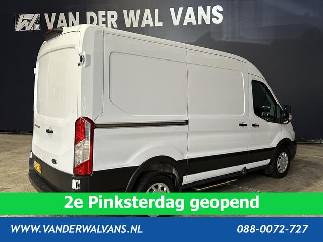 Ford TRANSIT 2.0 TDCI 131pk L2H2 Euro6 Airco | LED | Cruisecontrol | Verwarmde voorruit | Parkeersensoren Bijrijdersbank