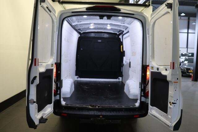 Ford TRANSIT 2.0 TDCI 130PK L2H2 EURO 6 - Airco - Cruise - Camera - ¤ 17.499,- Excl.