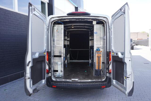 Ford TRANSIT 2.0 TDCI 130PK L3H2 - Airco - Navi - Cruise - ¤ 17.500,- Excl.