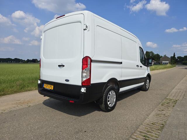 Ford TRANSIT 350 2.0 TDCI L2 H2 - 130 Pk - Euro 6 - Airco - Cruise Control