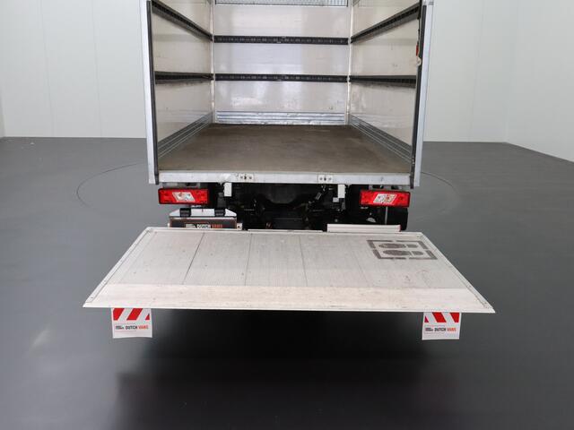Ford TRANSIT 2.0TDCi 130PK Bakwagen+Laadklep | Dakspoiler | Camera | Airco | Cruise | 3-Persoons