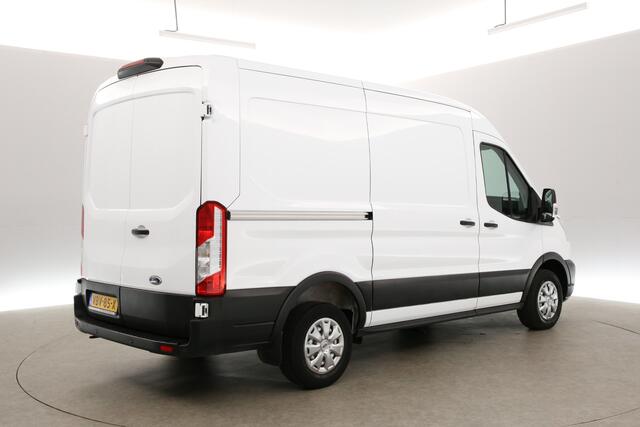 Ford TRANSIT 310 2.0 TDCI L2H2 Airco Cruise 2xSchuifdeur 3 Persoons Parkeersensoren Elektrpakket
