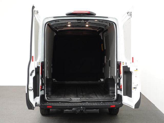 Ford TRANSIT 130pk 2.0 L2H2 Trend Automaat Airco Navi Cruise Parkeersensoren Trekhaak Camera 360 Parkeersensoren