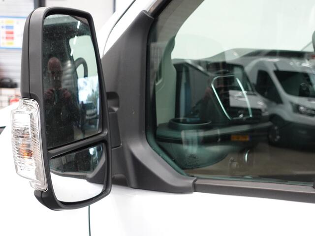 Ford TRANSIT 130pk 2.0 L2H2 Trend Automaat Airco Navi Cruise Parkeersensoren Trekhaak Camera 360 Parkeersensoren