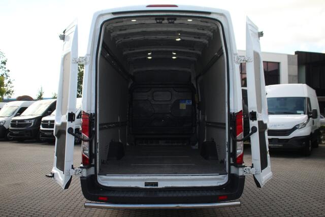 Ford TRANSIT 350 2.0TDCI 170pk L4H3 Trend | Camera | Cruise | Stoelverw. | Lease 278,- p/m