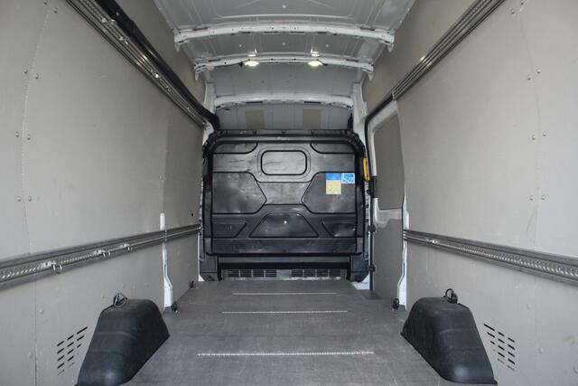 Ford TRANSIT 350 2.0TDCI 170pk L4H3 Trend | Camera | Cruise | Stoelverw. | Lease 278,- p/m