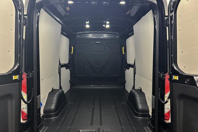 Ford TRANSIT 350 2.0 L2H2 165 PK Automaat | Dubbel schuifdeur | Camera | Navigatie | Trekhaak | BPM vrij