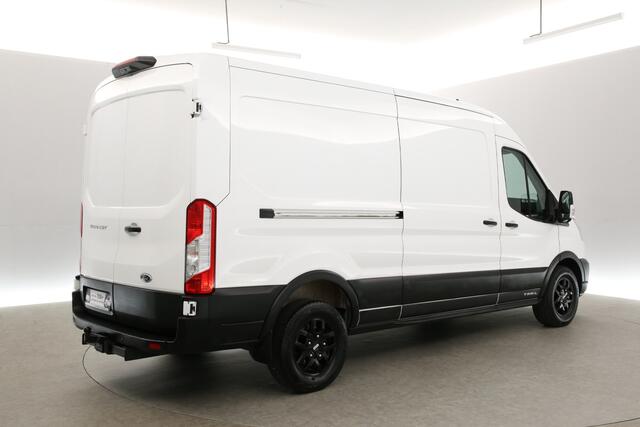 Ford TRANSIT 2.0 TDCI L3H2 170PK TRAIL | Airco | Camera | 3-Zits | Trekh. | Carplay | Cruise | Stoelverw.
