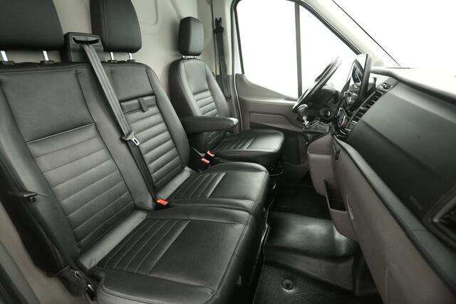 Ford TRANSIT 2.0 TDCI L3H2 170PK TRAIL | Airco | Camera | 3-Zits | Trekh. | Carplay | Cruise | Stoelverw.