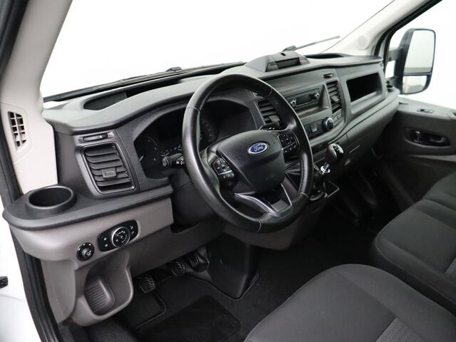 Ford TRANSIT 2.0TDCi Bakwagen+Laadklep | Dakspoiler | 3-Persoons | Airco | Cruise