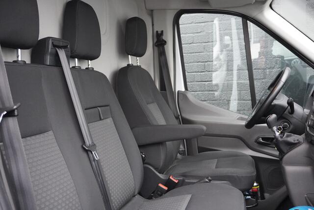 Ford TRANSIT 2.0 TDCI 130PK L2H2 EURO 6 - A/C climate - Navi - Carplay - ¤19.950,- Excl.