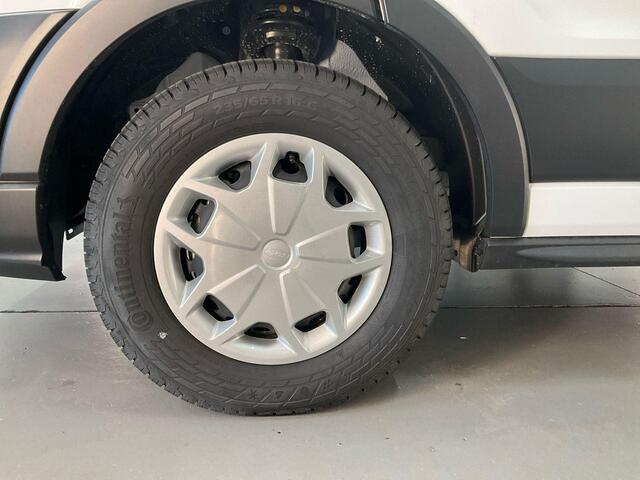 Ford TRANSIT 350 2.0 TDCI L3H2 Trend 130pk | Safety en Comfort pack | Trekhaak | SYNC 4 Navigatie