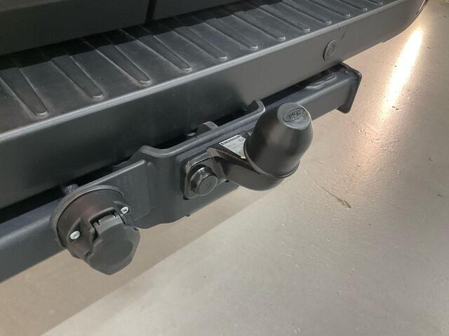 Ford TRANSIT 350 2.0 TDCI L3H2 Trend 130pk | Safety Comfort-pakket | Navigatie Pack | Trekhaak | Adaptieve Cruise | BLIS