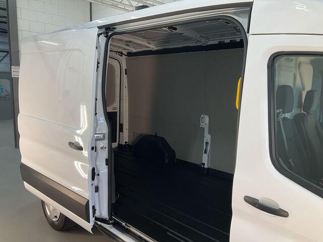 Ford TRANSIT 350 2.0 TDCI L3H2 Trend 130pk | Safety Comfort-pakket | Navigatie Pack | Trekhaak | Adaptieve Cruise | BLIS
