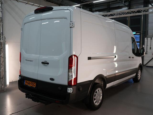 Ford TRANSIT 350 2.0 TDCI L3H2 Trend 130pk | Navigatie Pack | Safety en Comfort Pack | Trekhaak