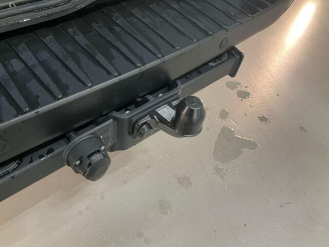 Ford TRANSIT 350 2.0 TDCI L3H2 Trend 130pk | Navigatie Pack | Safety en Comfort Pack | Trekhaak